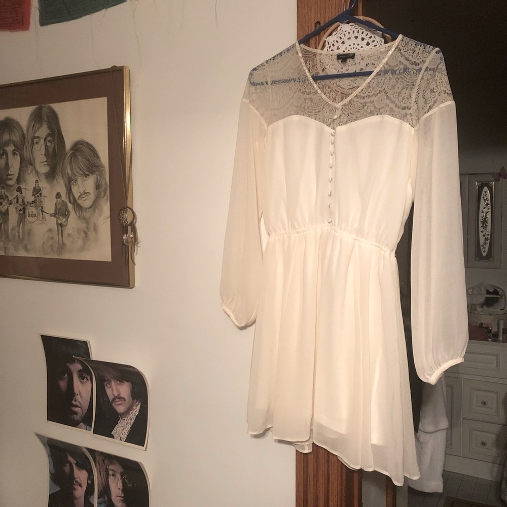 Lace dress